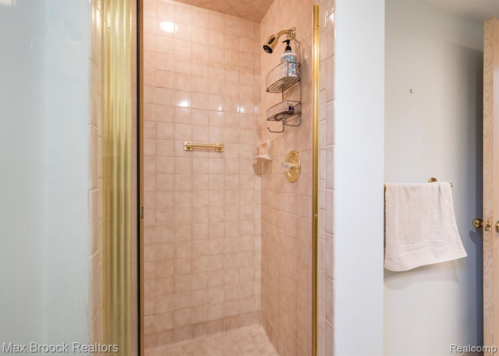 25461 Tweed Drive, Franklin, MI 48025 — Photo 26