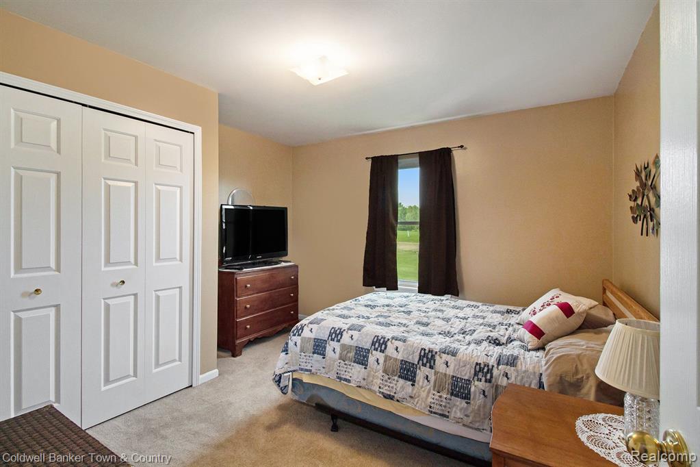 6643 FARM Lane, Fowlerville, MI 48836 — Photo 10