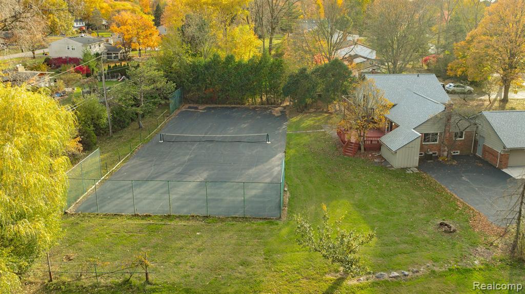 5731 FARMINGTON Road, West Bloomfield, MI — Photo 60