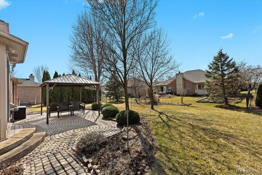 49133 Morning Glory Drive, Macomb, MI 48044 — Photo 40