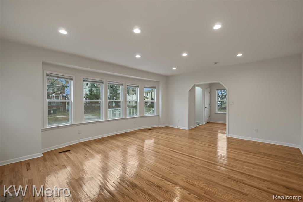 120 Tuxedo Street, Highland Park, MI 48203 — Photo 5