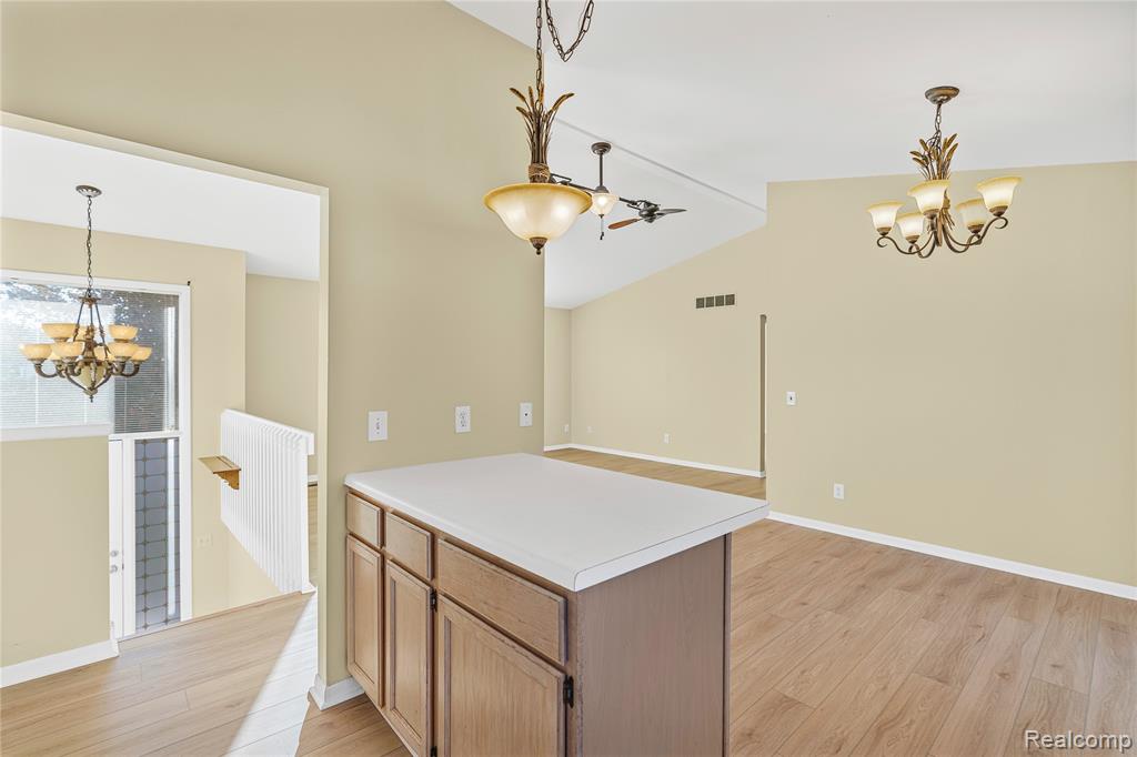 6068 Hearthside Place, Grand Blanc, MI 48439 — Photo 31