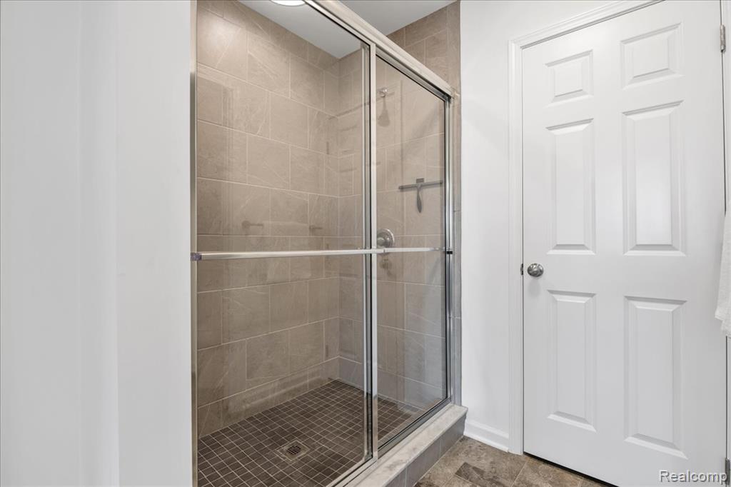8249 Starina Court, Brighton, MI 48116 — Photo 16