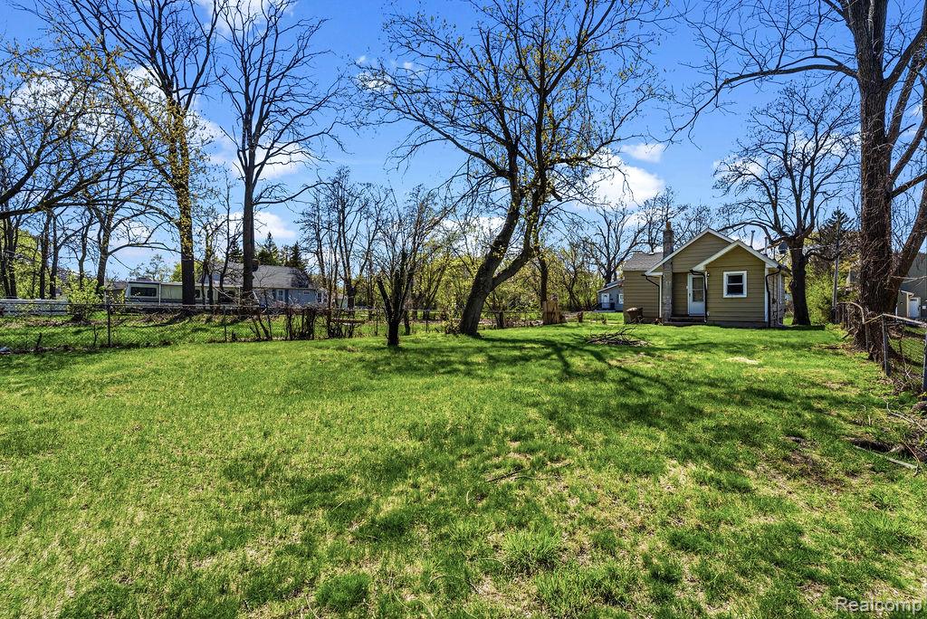 503 Bloomfield Avenue, Pontiac, MI 48341 — Photo 23