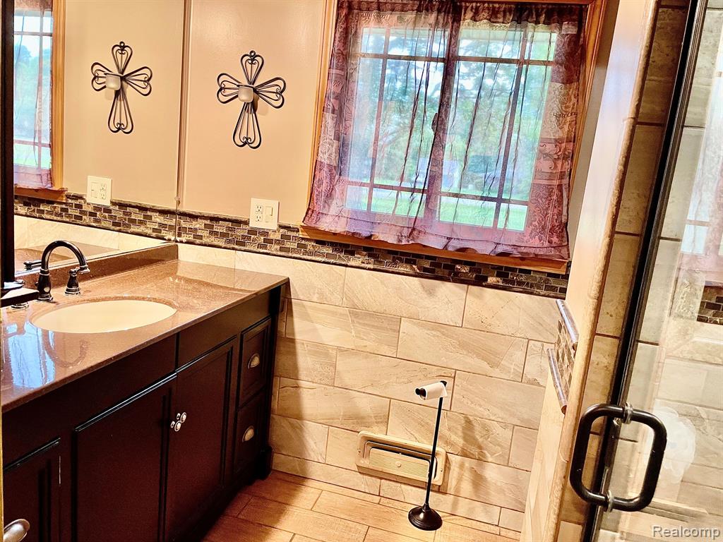 42015 WOODBROOK Drive, Canton, MI 48188 — Photo 8