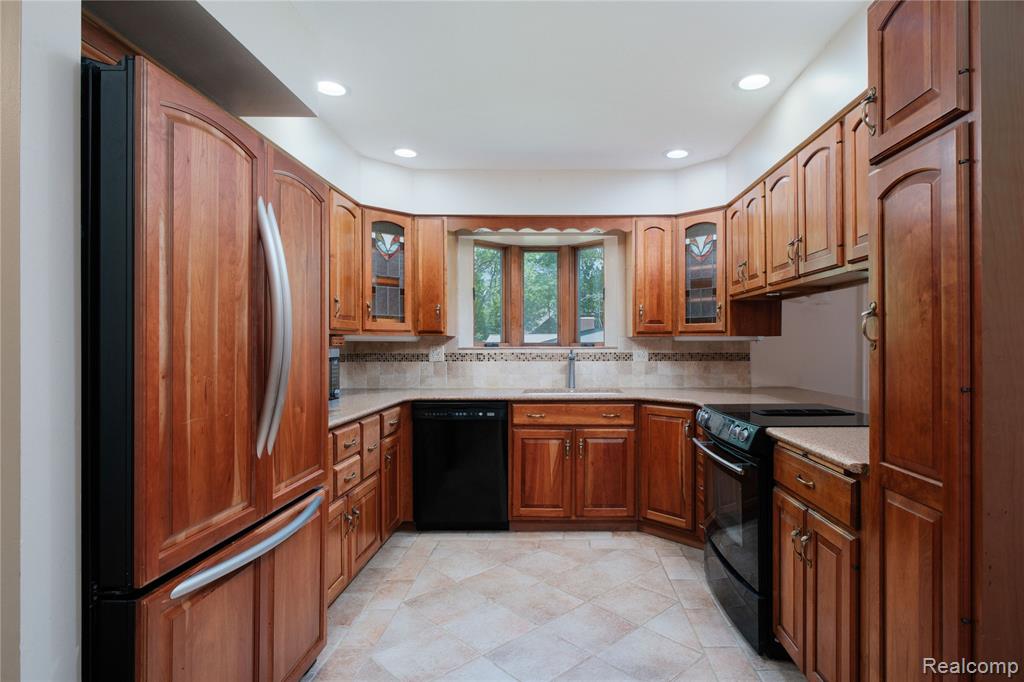 11050 Wealthy Lane, Romeo, MI 48065 — Photo 16
