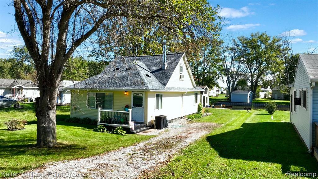5599 E RIVER Road, East China, MI — Photo 33