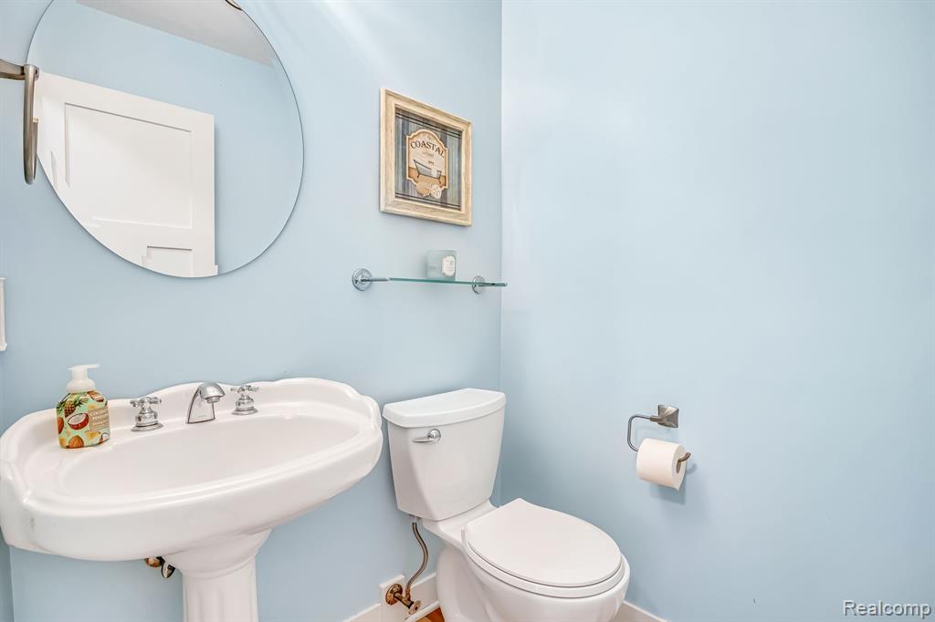 4538 SHELDON OAK Court, Hudsonville, MI 49426 — Photo 14