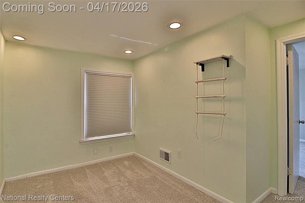 486 University Street, Ferndale, MI 48220 — Photo 18