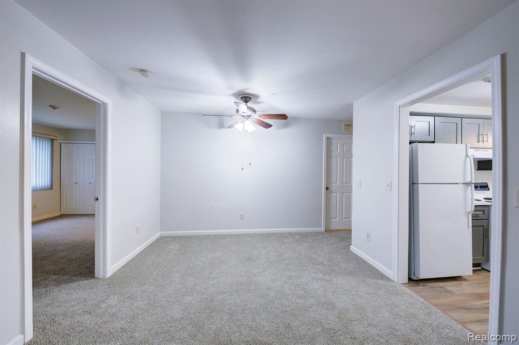 42489 Lilley Pointe Drive, Canton, MI 48187 — Photo 10