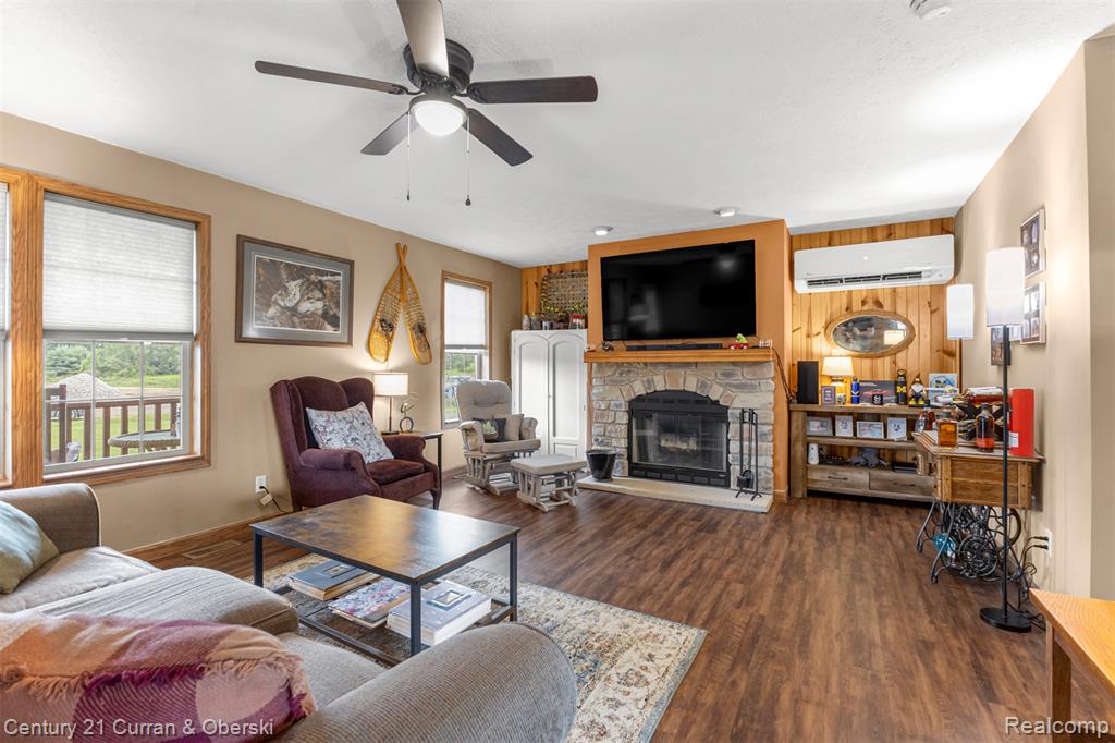 58539 Dolly Road, South Lyon, MI 48178 — Photo 8
