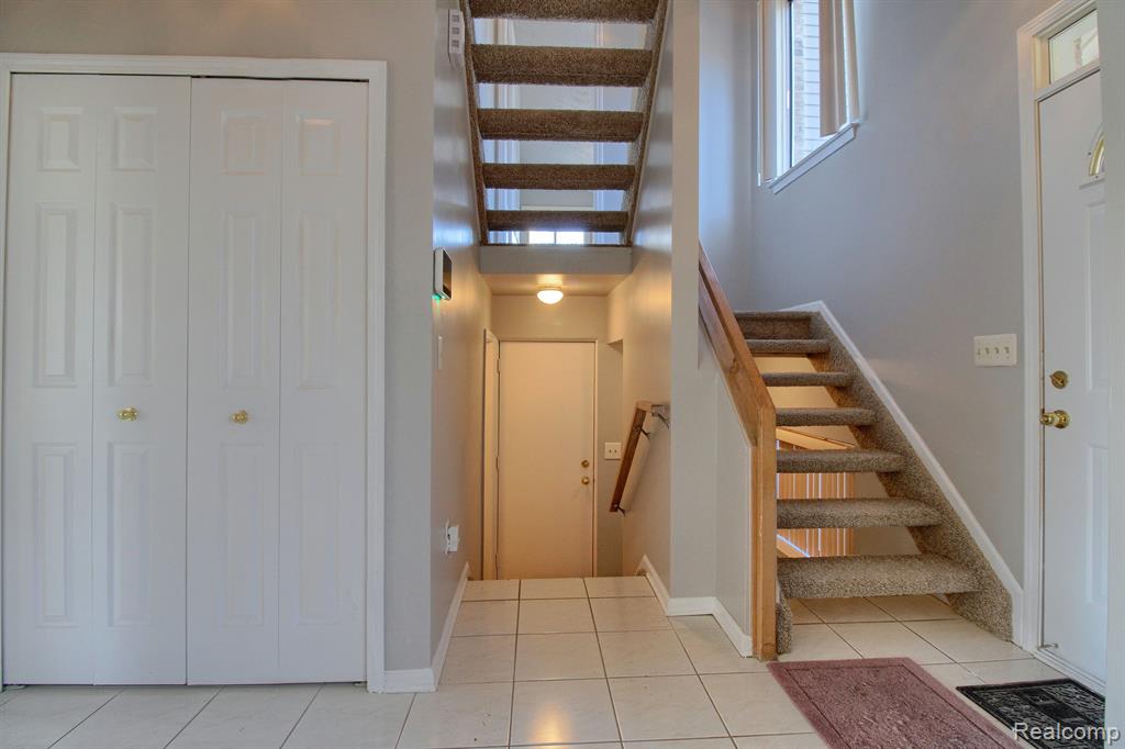 571 NEW TOWN Street W, Detroit, MI 48215 — Photo 5
