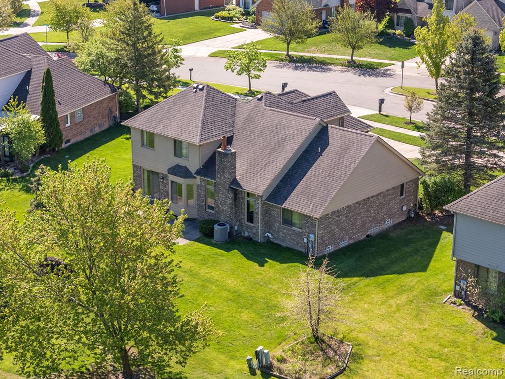 46941 SOUTHGATE Drive, Canton, MI 48188 — Photo 35