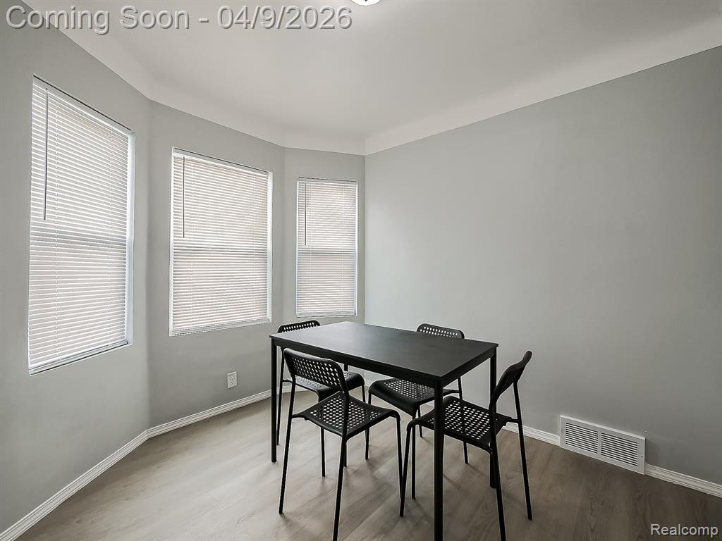 9163 Winthrop Street, Detroit, MI 48228 — Photo 7