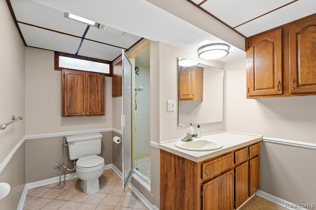 8540 ARNOLD Street, Dearborn Heights, MI 48127 — Photo 31