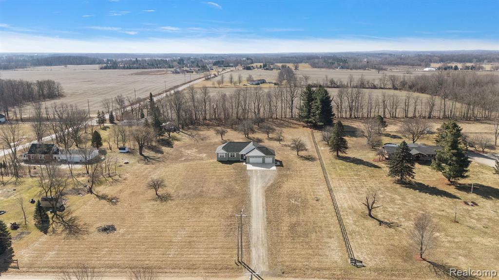 7340 Vanderploeg Lane, Imlay City, MI 48444 — Photo 33