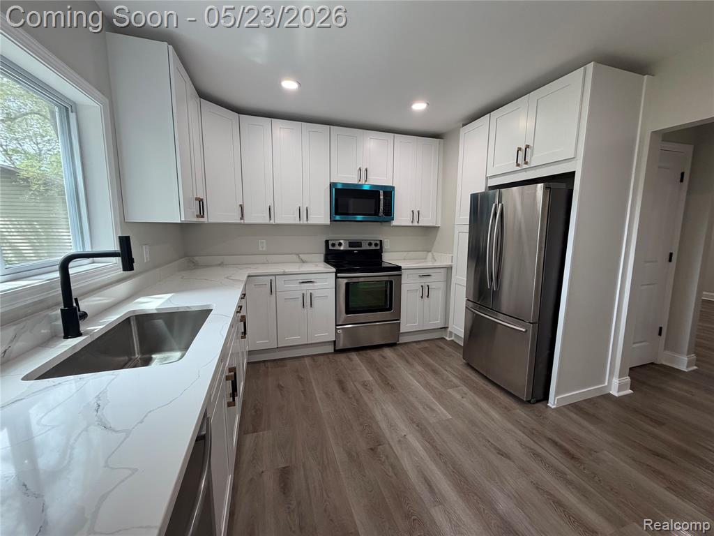 6423 Andersonville Road, Waterford, MI 48329 — Photo 12