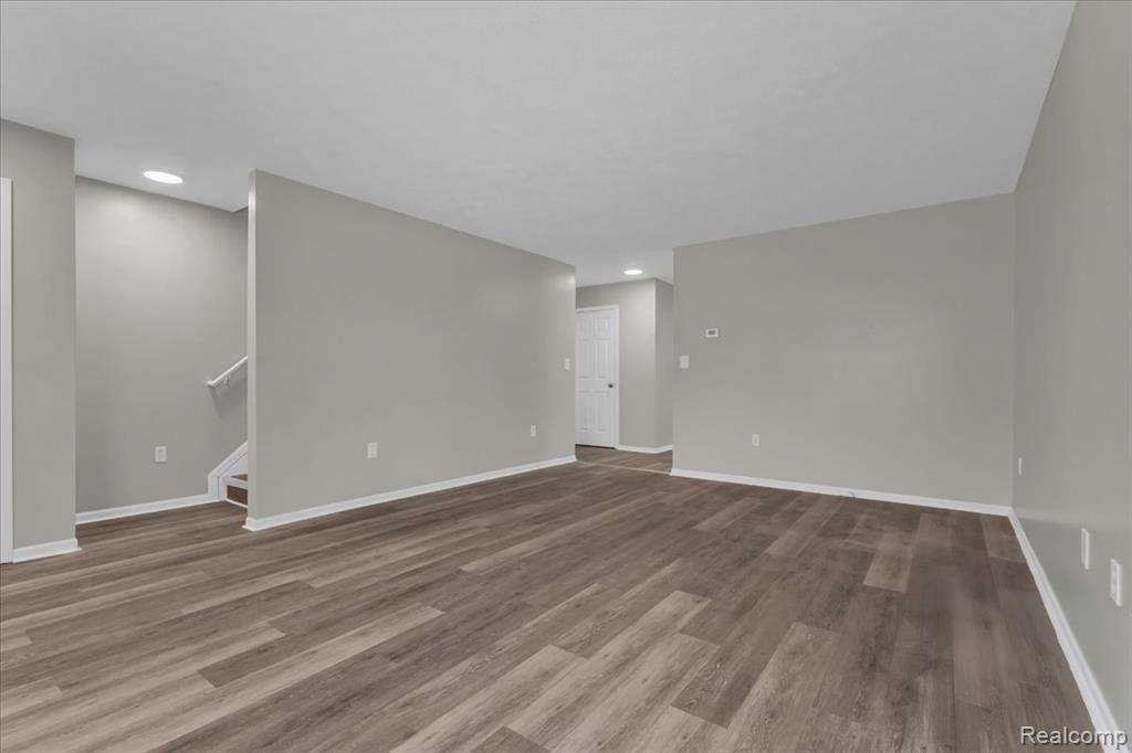 8247 Ellsworth Street - Photo 5