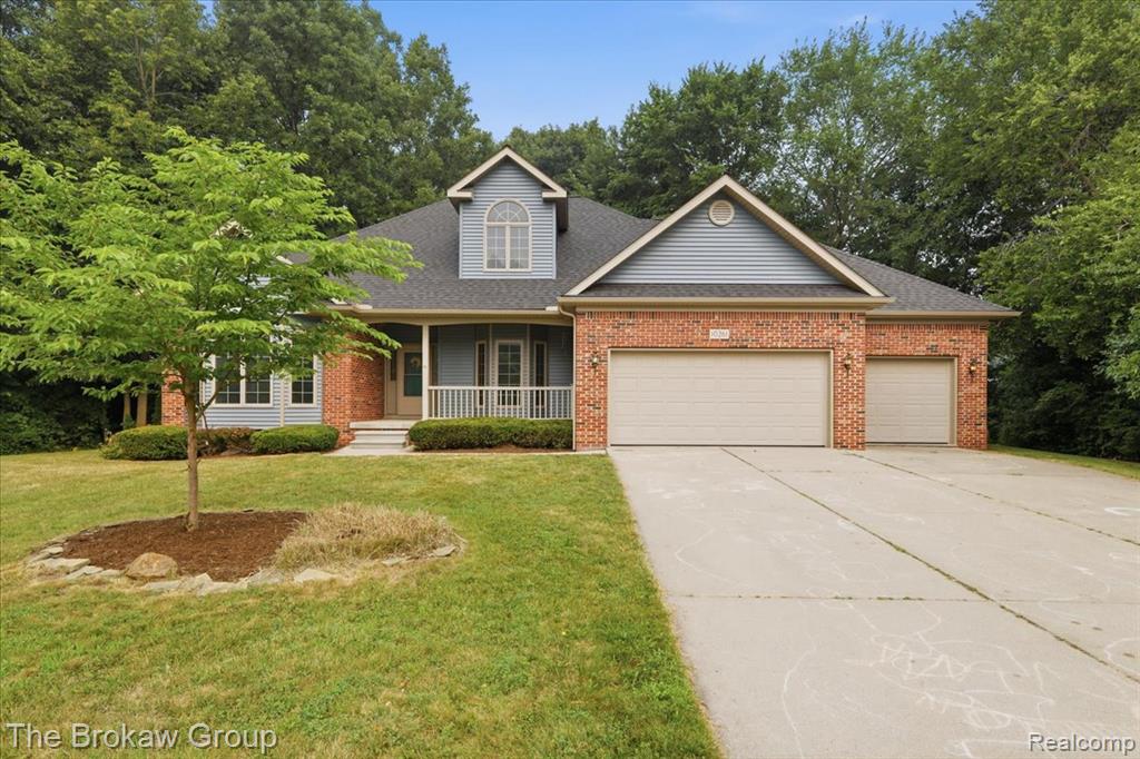 10261 Coachman Court, Davison, MI 48423 — Photo 2