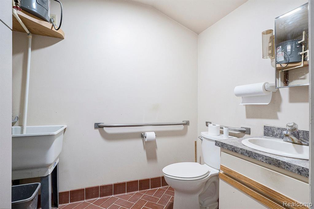 6532 BRAY Road, Vassar, MI 48768 — Photo 6