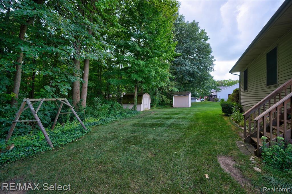 9267 Jill Marie Lane, Swartz Creek, MI 48473 — Photo 30