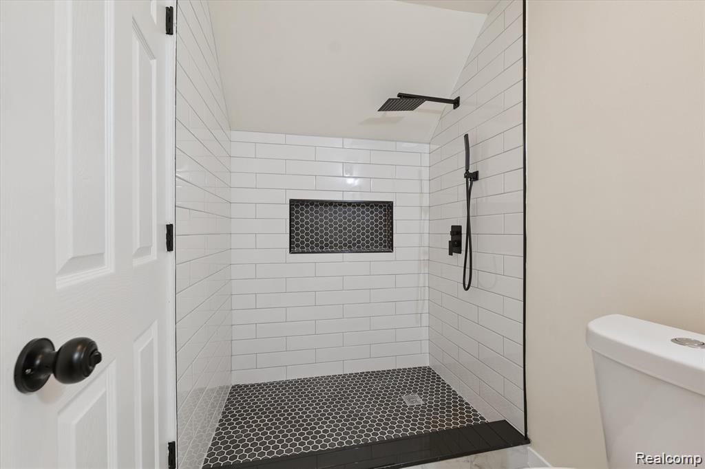 15876 Burt Road, Detroit, MI 48223 — Photo 12