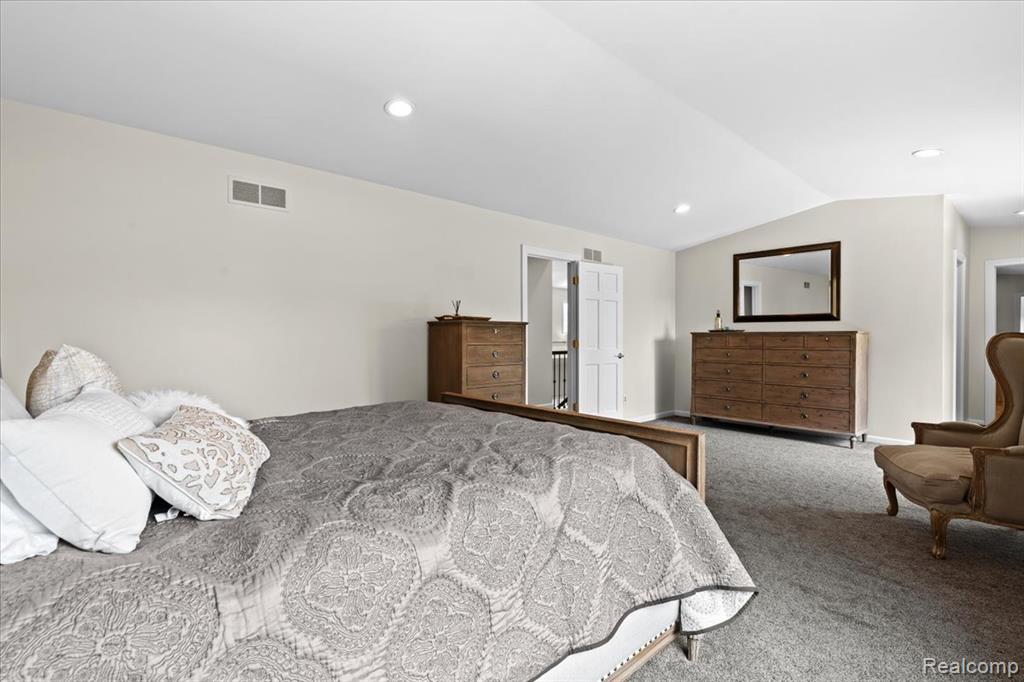 6678 Johnathon, Troy, MI 48098 — Photo 25