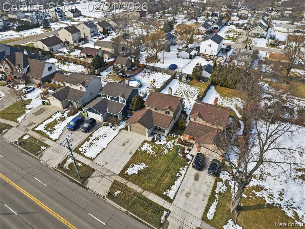 34245 Jefferson Avenue, MI — Photo 46