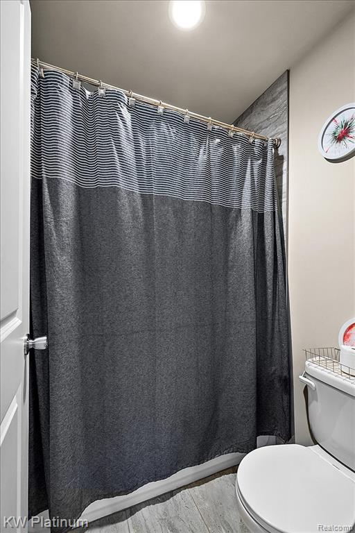 35910 Glenville Drive, New Baltimore, MI 48047 — Photo 41