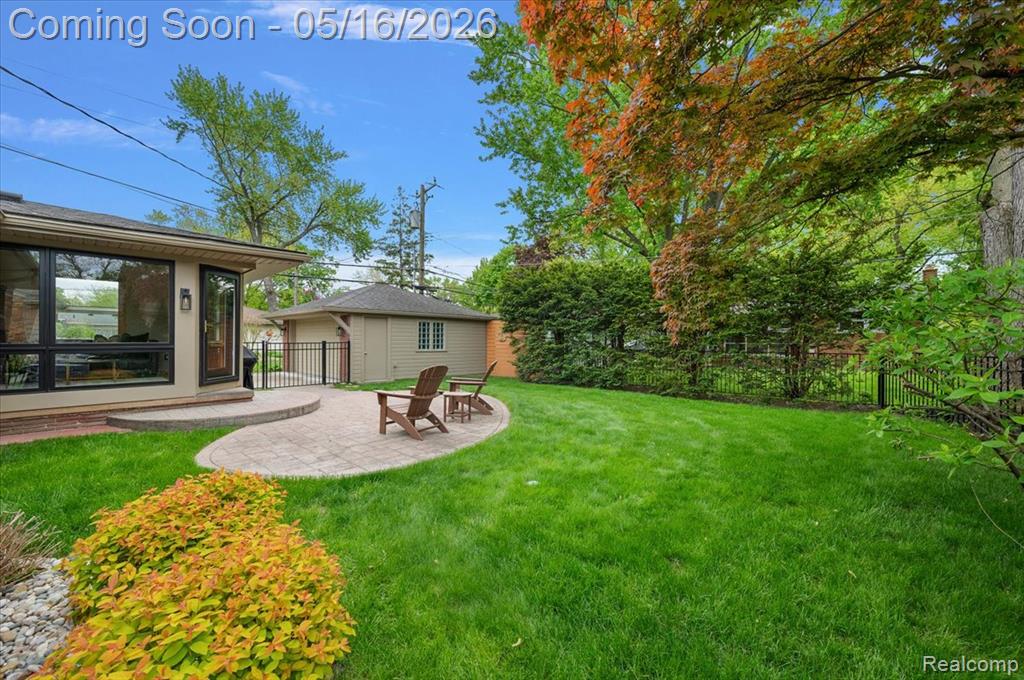 16933 Lauderdale Avenue, Beverly Hills, MI 48025 — Photo 41