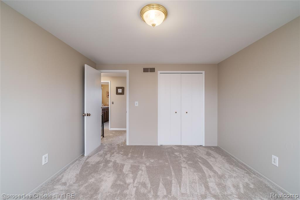 6158 Courtland Drive, Canton, MI 48187 — Photo 23