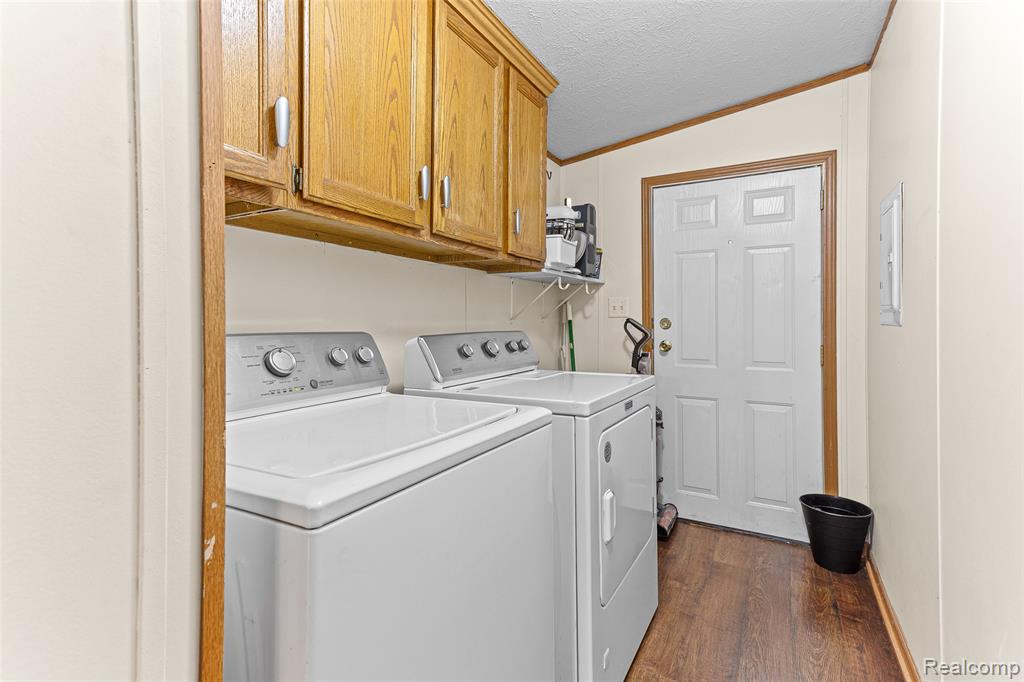 9544 Rhodes Court, Northville, MI 48167 — Photo 25