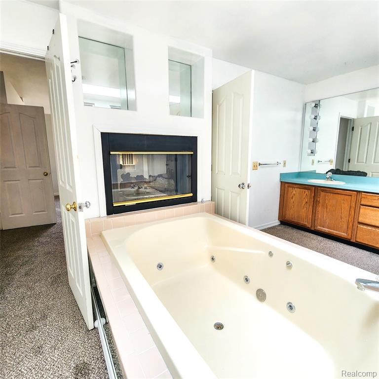 5562 Cary Drive, Ypsilanti, MI 48197 — Photo 25