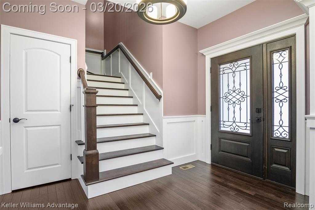 9114 Cardwell Street, Livonia, MI 48150 — Photo 6