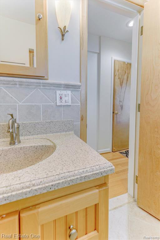 488 ORCHARDALE Drive, Rochester Hills, MI 48309 — Photo 39