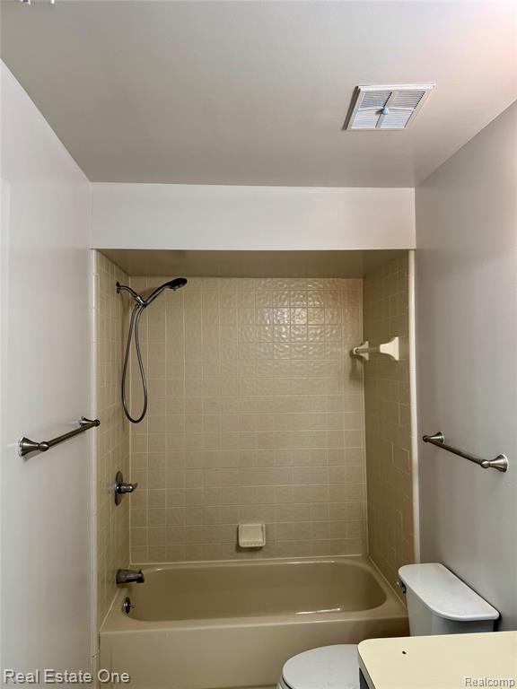 6607 Chimney Sweep, West Bloomfield, MI — Photo 9