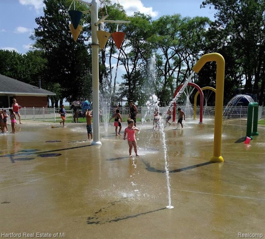 23440 Playview Street, Saint Clair Shores, MI 48082 — Photo 28