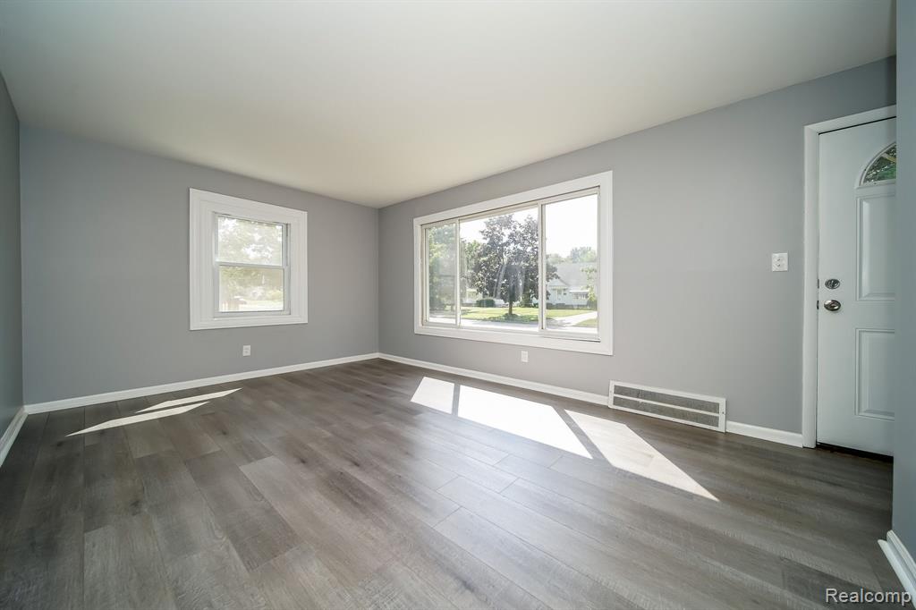 1175 SHARE Avenue, Ypsilanti, MI 48198 — Photo 16