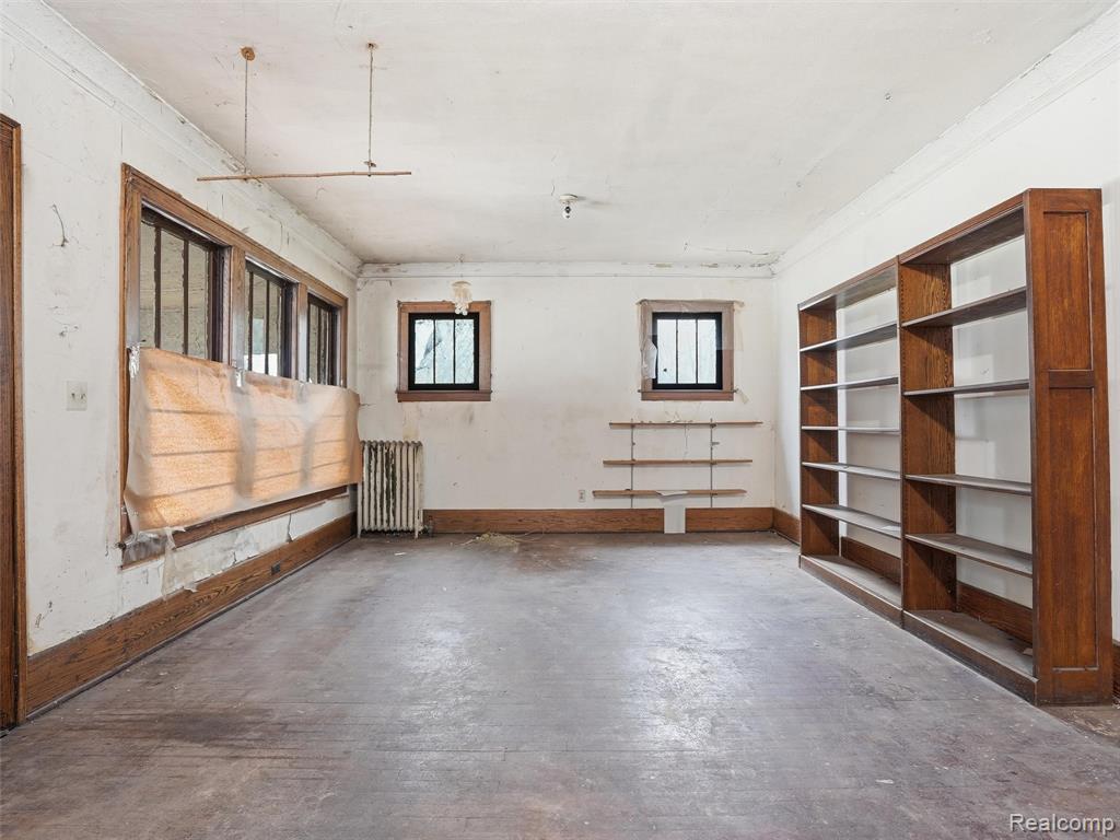 563 Chalmers Street, Detroit, MI 48215 — Photo 13