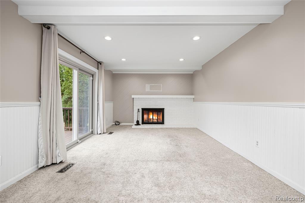 864 Dressler Lane, Rochester Hills, MI 48307 — Photo 16