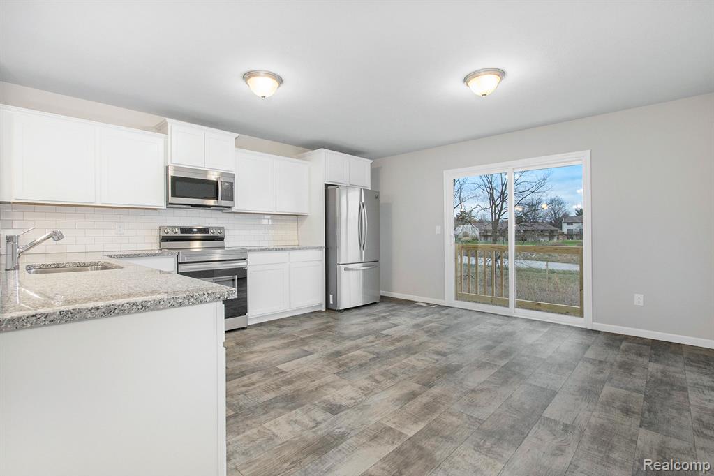 745 Lone Oak Way, Tecumseh, MI 49286 — Photo 4