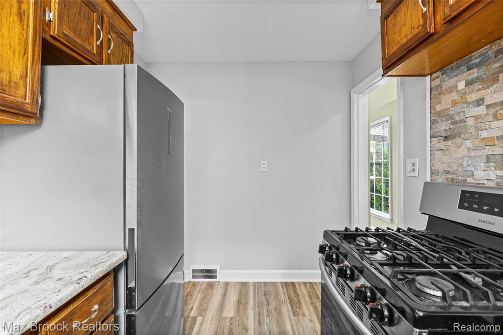 4391 Bishop Street, Detroit, MI 48224 — Photo 11