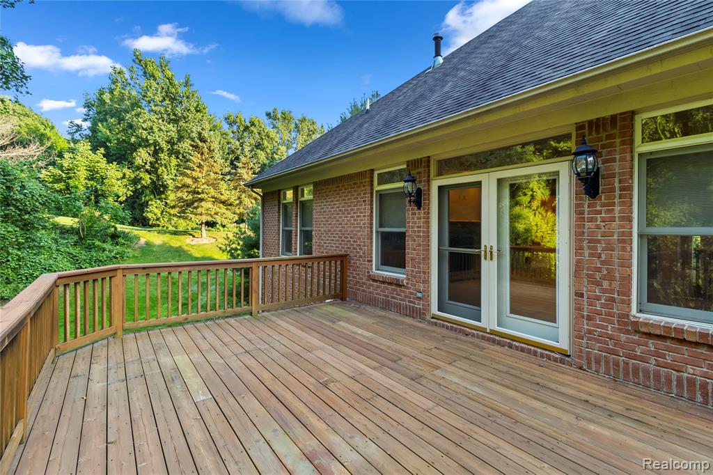 9748 Kings Valley, Clarkston, MI 48348 — Photo 25