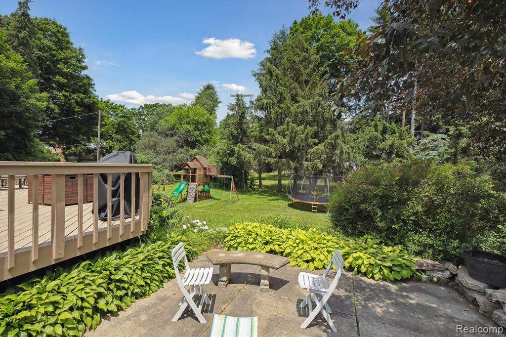 21378 Summerside Court Court, Northville, MI 48167 — Photo 43