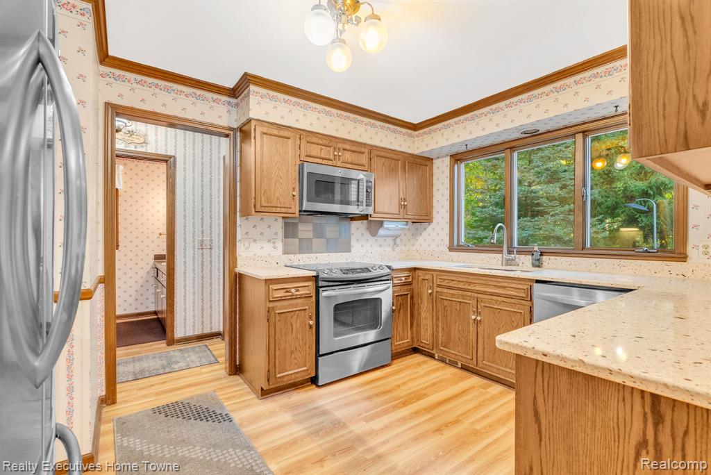 4680 Lakeshore Terrace, Fort Gratiot, MI 48059 — Photo 20
