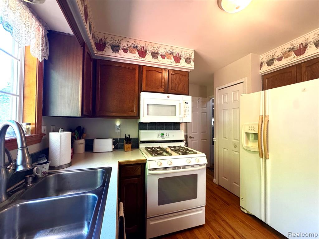 2455 Valley Church Drive, Clio, MI 48420 — Photo 10
