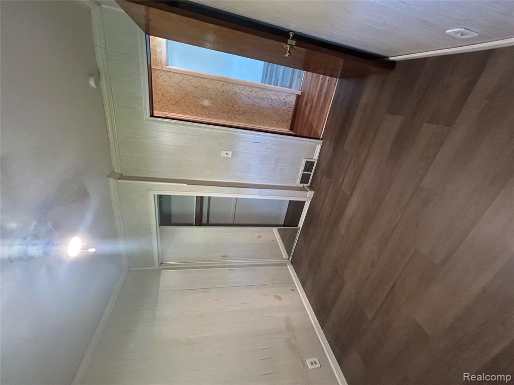 31263 Hayes Road, Warren, MI 48088 — Photo 21