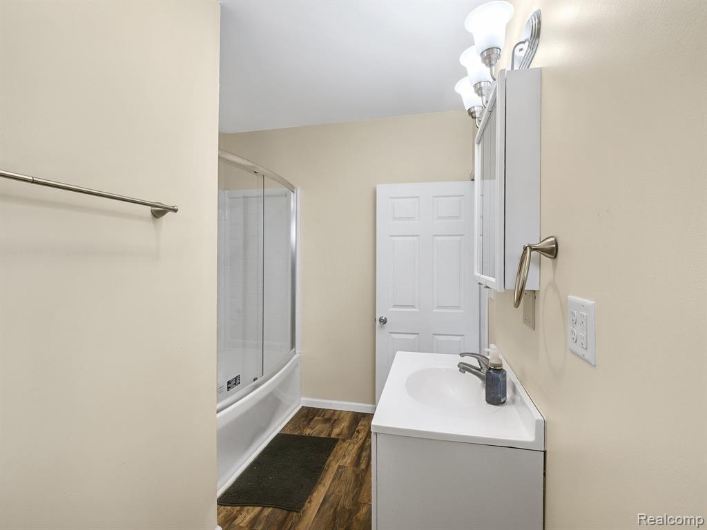 5420 E MICHIGAN Avenue, Jackson, MI 49201 — Photo 11