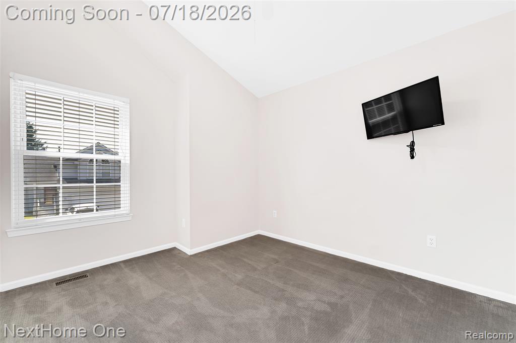 6496 Lake Meadow Drive, Waterford, MI 48327 — Photo 22