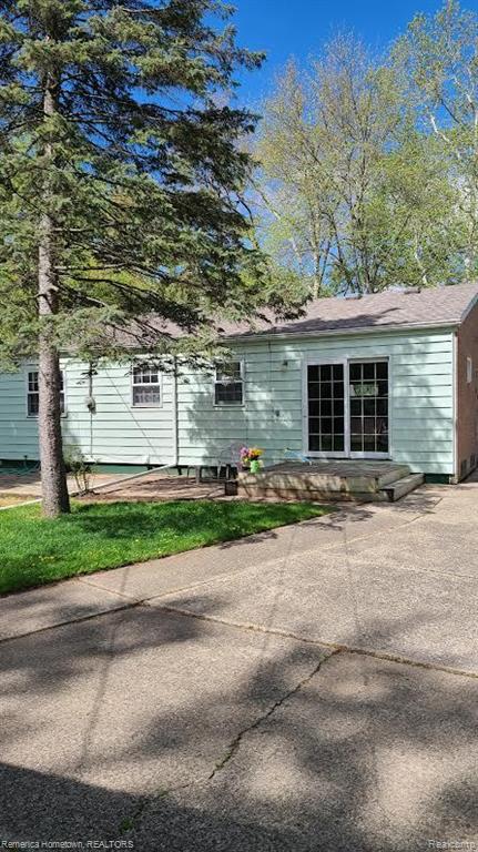 527 ROSEMONT Avenue, Saline, MI 48176 — Photo 21
